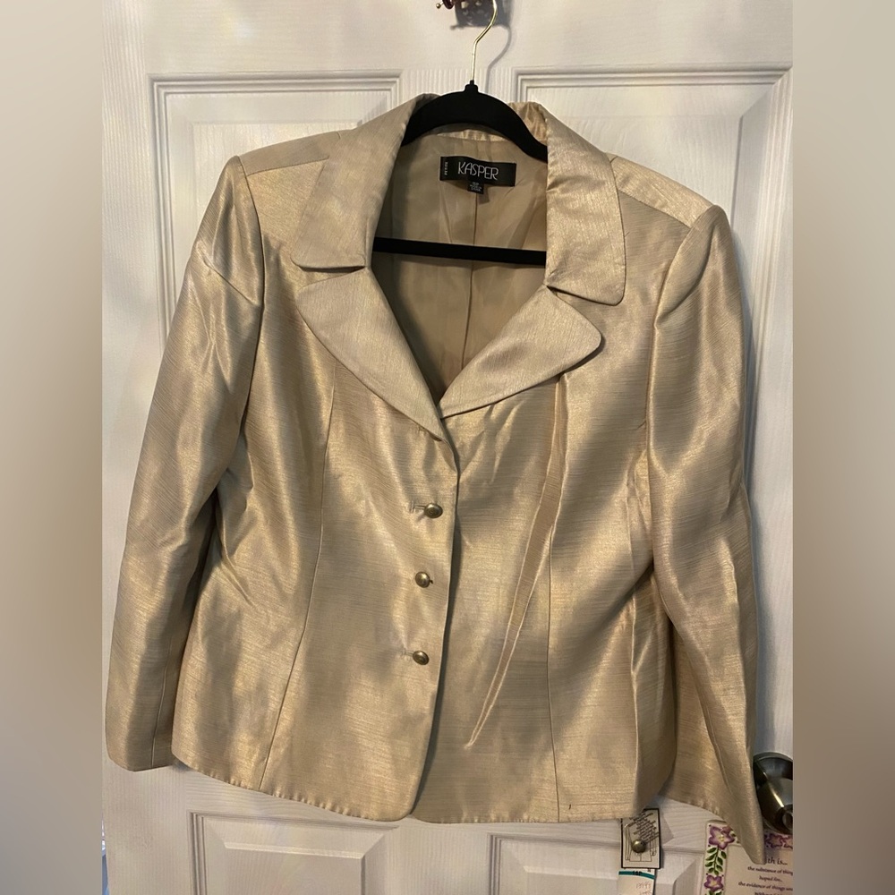 Kasper Women's Shimmering Champagne Gold Suit